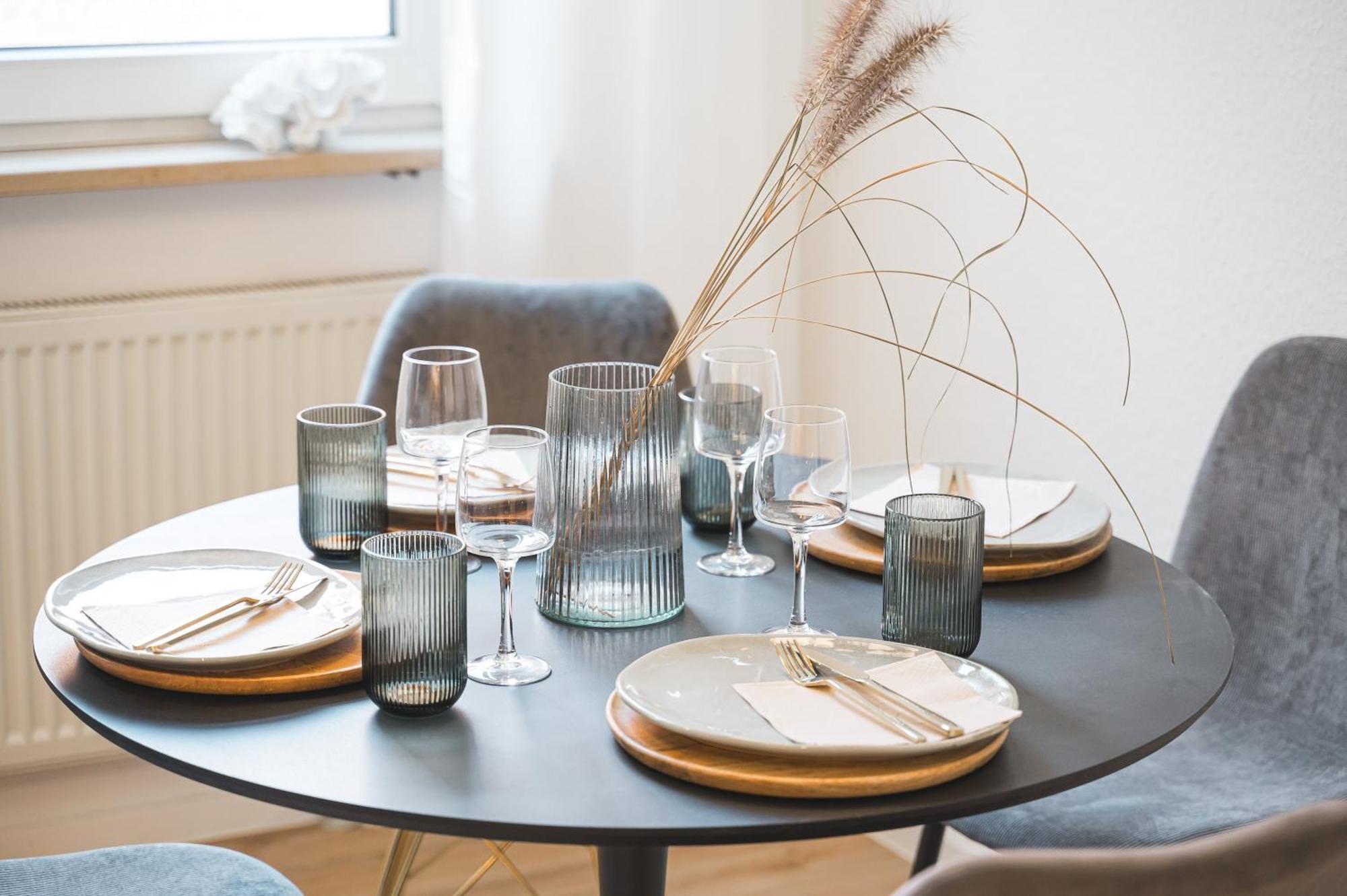 Helle Zentrumsnahe Familienfreundliche Ferienwohnung Fellbach Dış mekan fotoğraf